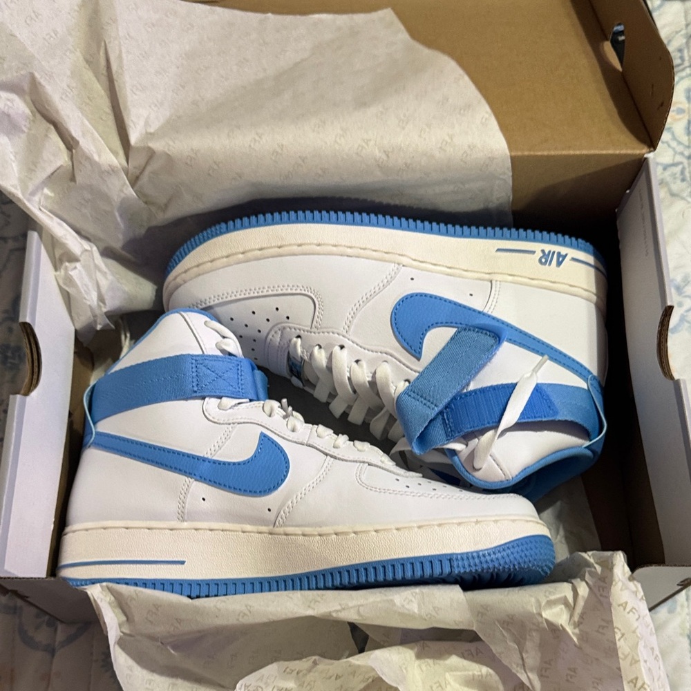 Women’s Air Force 1 White University Blue High-Top Sneakers UNC Carolina Blue
